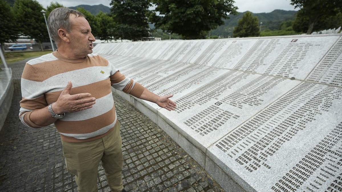 Posmrtni ostaci pronađeni na deponiji u Han-Pijesku: Rifet Gabeljić biće ukopan u Potočarima 11. jula
