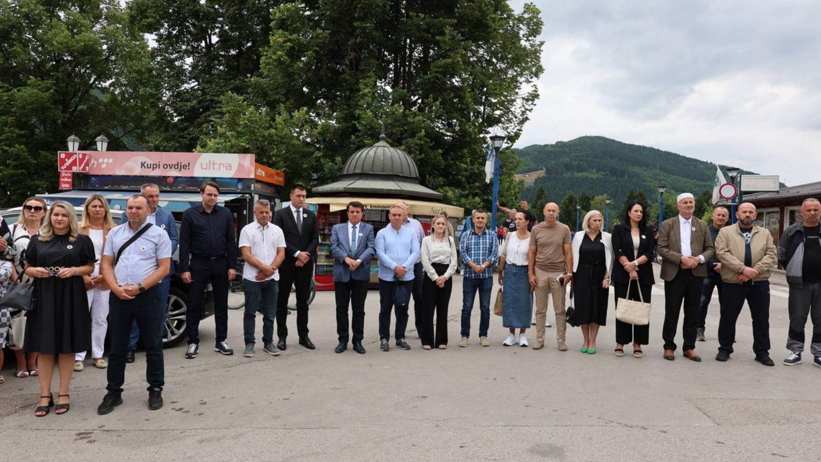 Goraždani stali i odali počast žrtvama genocida u Srebrenici