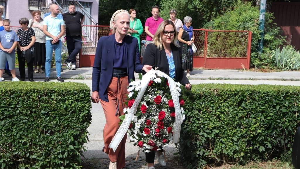 Obilježena 32. godišnjica masakra u ulici Hakije Turajlića na Dobrinji