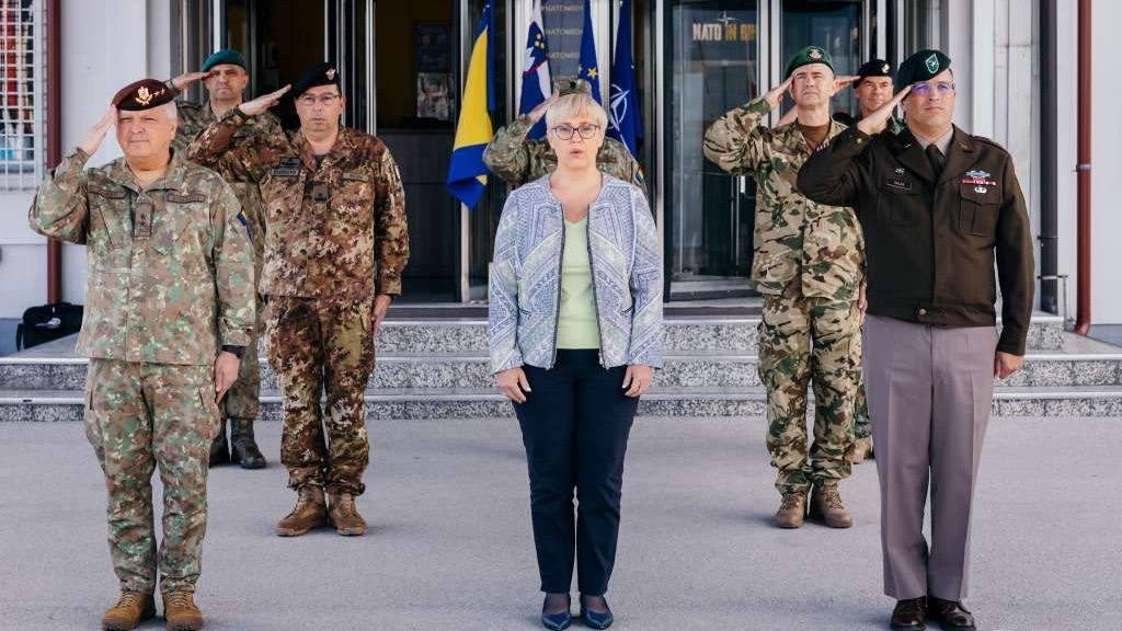 Predsjednica Slovenije sastala se u bazi Butmir s komandantima EUFOR-a i NATO štaba Sarajevo