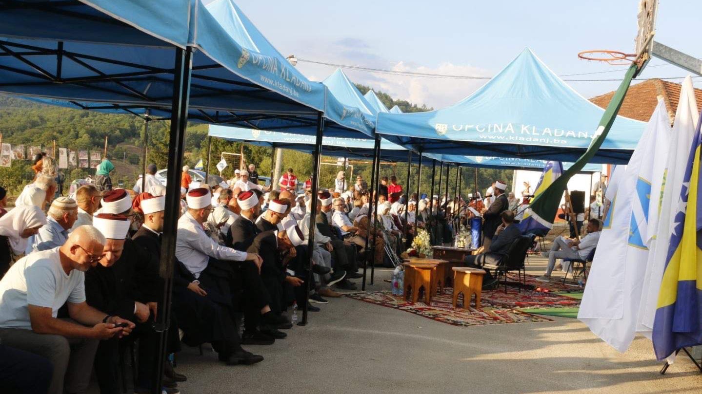 MIZ Kladanj: U džematu Ravne obilježena 30. godišnjica od genocida u Srebrenici 