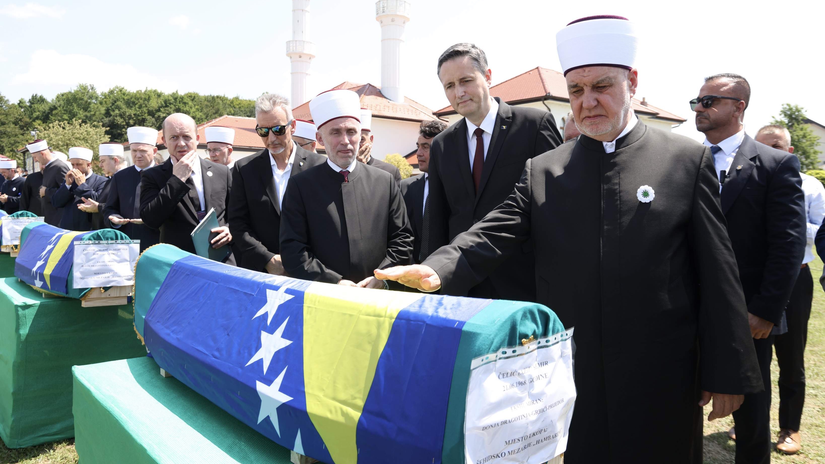 Komemorativni skup u Kamičanima: Nećemo prestati da tragamo za ubijenima niti s procesuiranjem ratnih zločina
