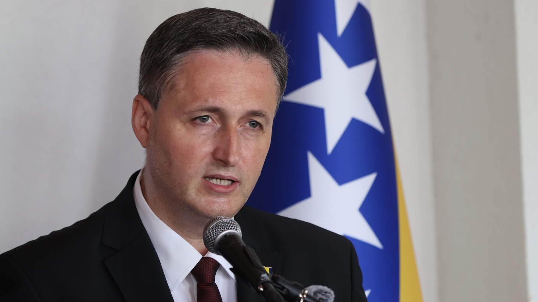 Bećirović u Prijedoru: Nikada nećemo odustati od traganja za našim nestalim