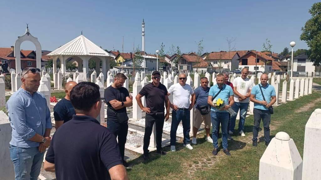 Brčko - Obilježena godišnjica pogibije trojice odlikovanih pripadnika MUP-a RBiH