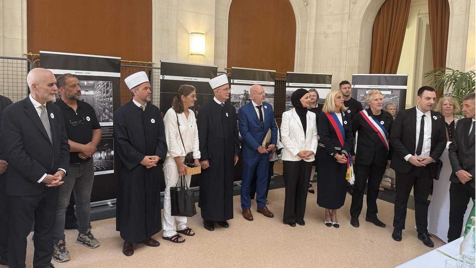 U Parizu svečano otvoreno spomen-obilježje i izložba za žrtve genocida u Srebrenici