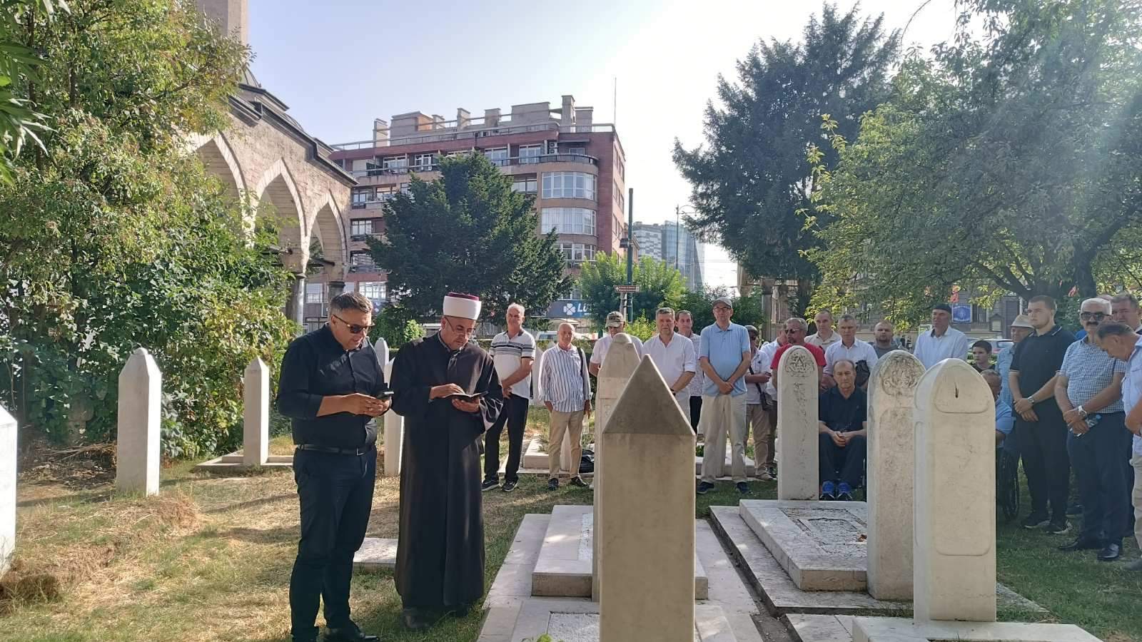 Učenjem sure Jasin u Ali-pašinoj džamiji u Sarajevu počeo program tradicionalne Šehidske dove