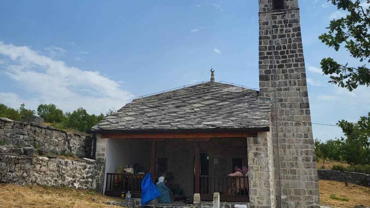 MIZ Bileća: Održan tradicionalni mevlud u džamiji Imama Ćamila-ef. Avdića na Planoj