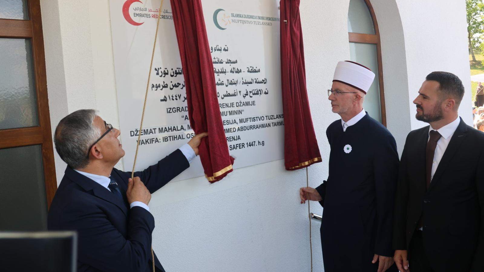 Muftija Fazlović na otvaranju džamije u Mahali: Muslimani Mahale su simbol povratka, ali i ustrajnosti i opstanka na svojoj rodnoj grudi 