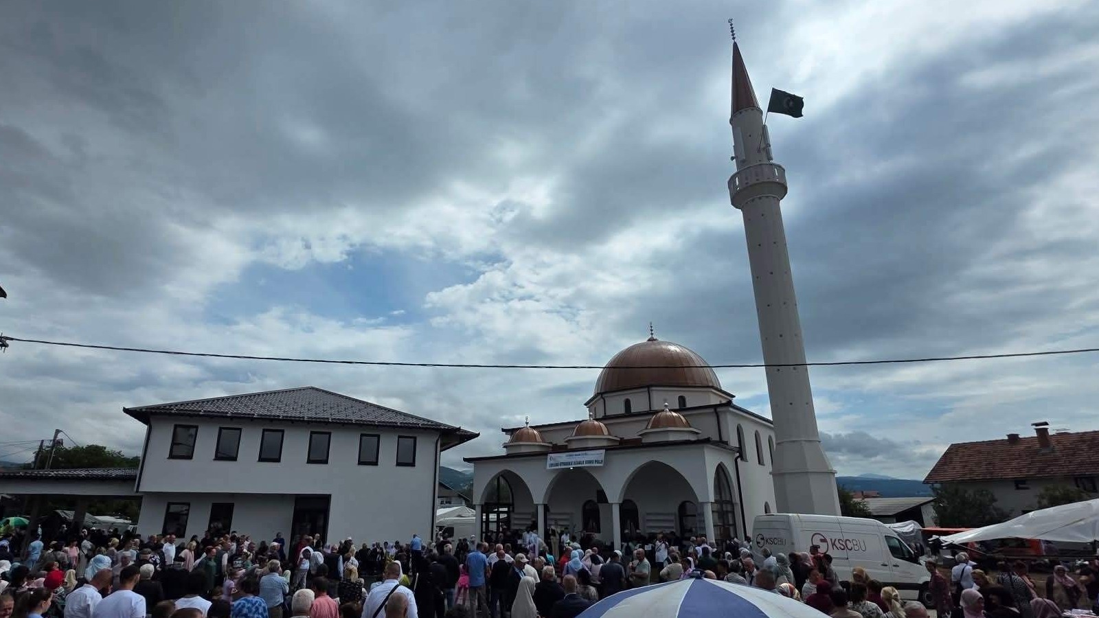 Svečano otvorena džamija u Vedrom Polju kod Bugojna