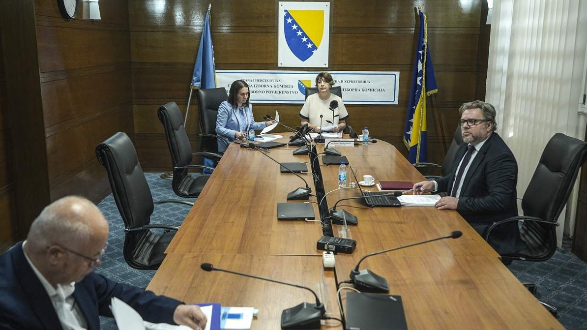 CIK BiH jednoglasno oduzeo mandat Miloradu Dodiku