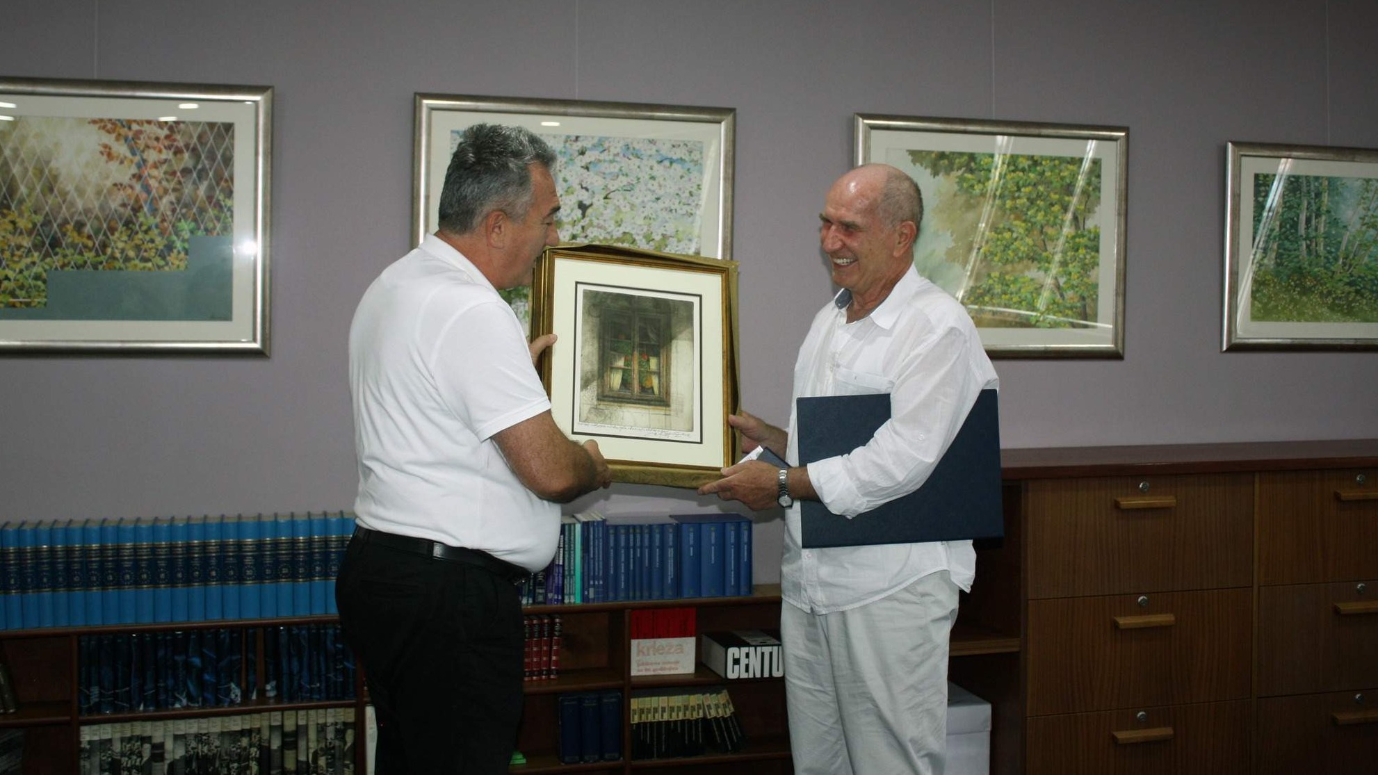 Bošnjački institut uputio zahvalnost dr. Hilmi Neimarliji za doprinos misiji i ciljevima