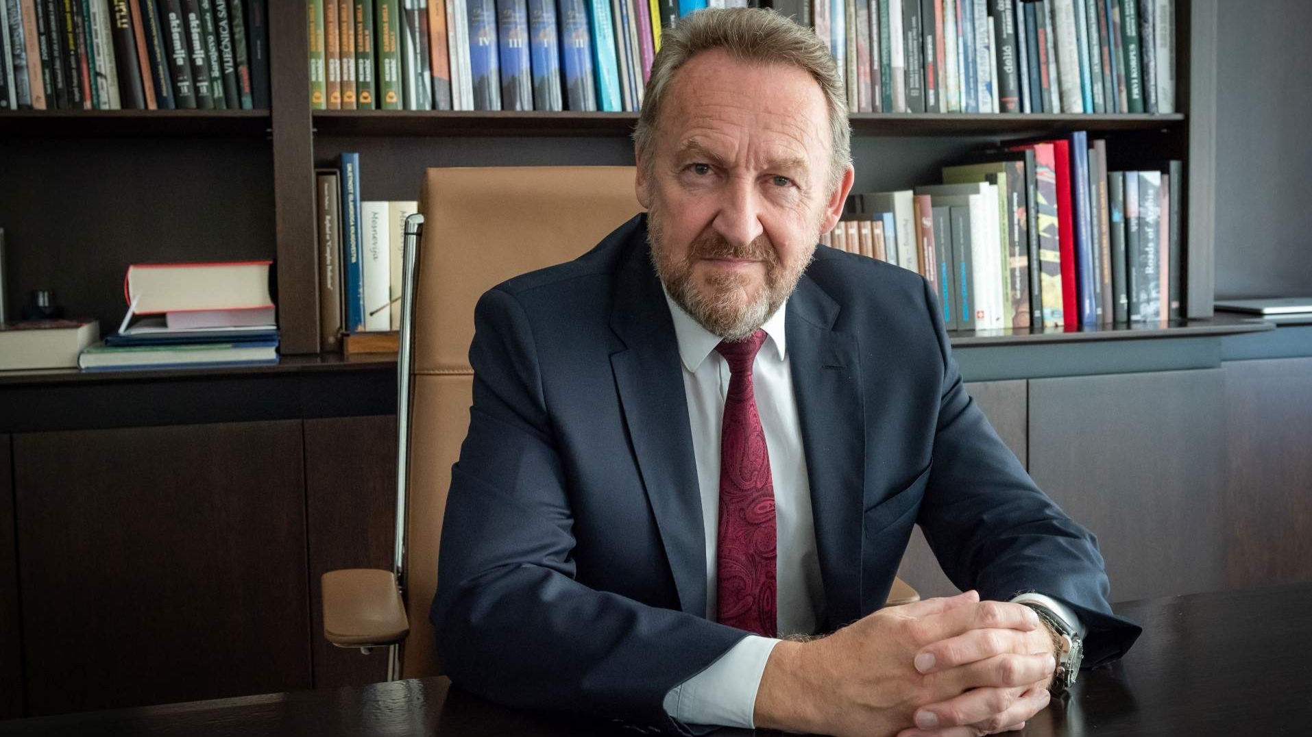 Intervju s povodom – Bakir Izetbegović: Svaka država i svaki narod trebaju ljude poput rahmetli Alije