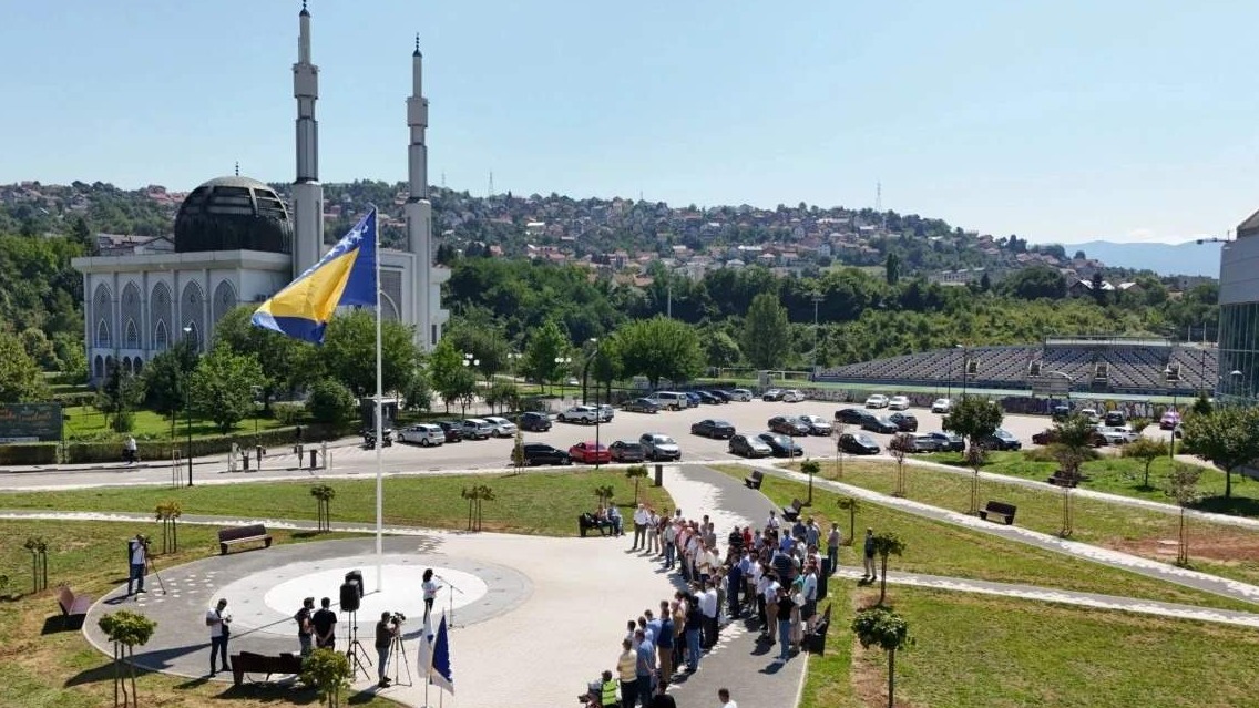 Na stogodišnjicu rođenja: Zvanično otvoren park kod Istiklal džamije koji je dobio ime po Aliji Izetbegoviću