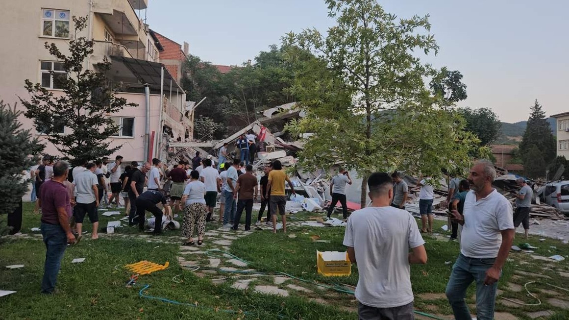 Snažan zemljotres pogodio zapadnu Tursku, osjetio se i u Istanbulu i Izmiru