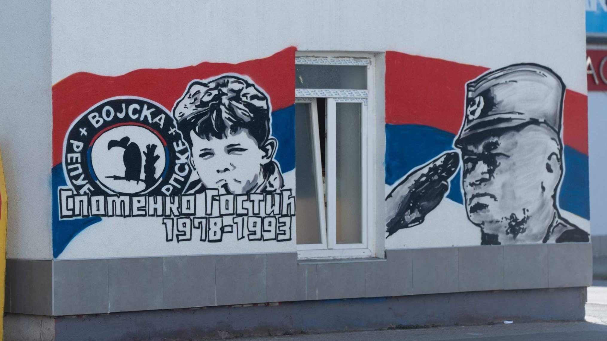 Povratnici uznemireni novim muralom Ratka Mladića u Banjoj Luci