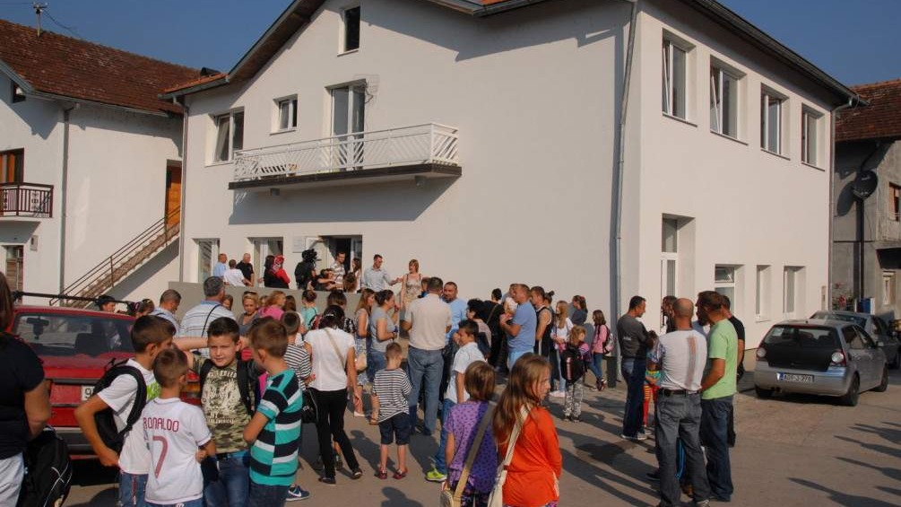 Učenje bosanskog jezika u RS-u: Problem „na stolu“ 13 godina