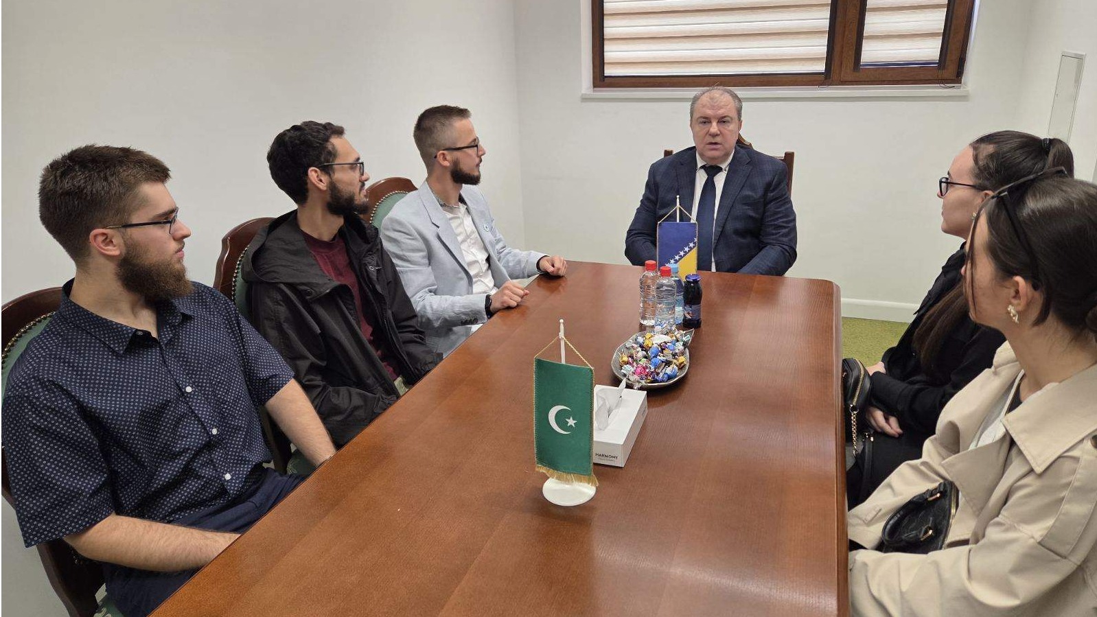 Direktor Malkić ugostio članove Mreže mladih Irske