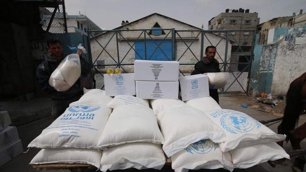 UNRWA tvrdi da su skladišta s pomoći u Egiptu i Jordanu spremna poslati 6.000 kamiona u Gazu