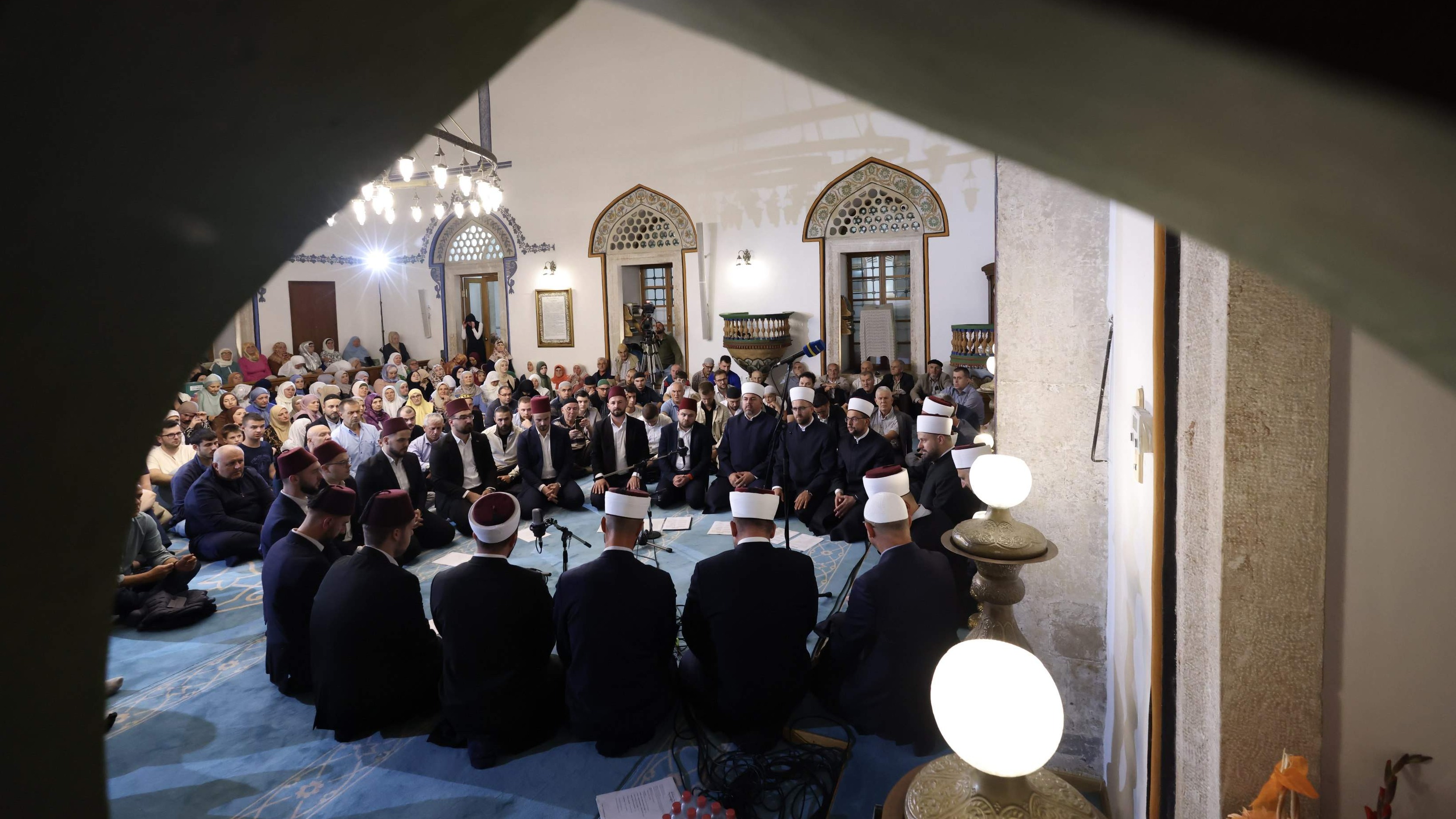 Tradicionalni mevlud u Carevoj džamiji u Sarajevu: Ljudskost je temelj zdravog življenja vjere