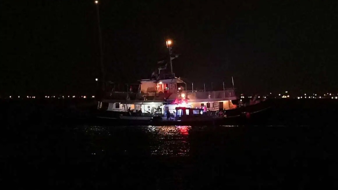 Flotila za Gazu tvrdi da je glavni brod pogođen dronom u vodama Tunisa, vlasti negiraju napad