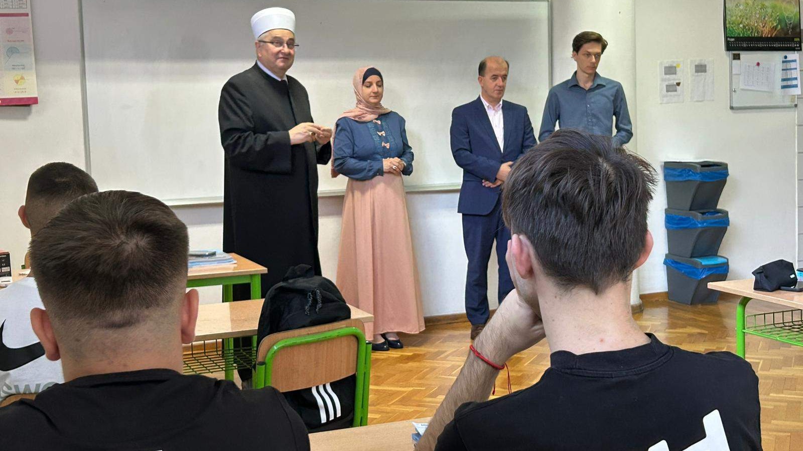 Muftija Hasanović posjetio učenike Islamske gimnazije dr. Ahmeda Smajlovića