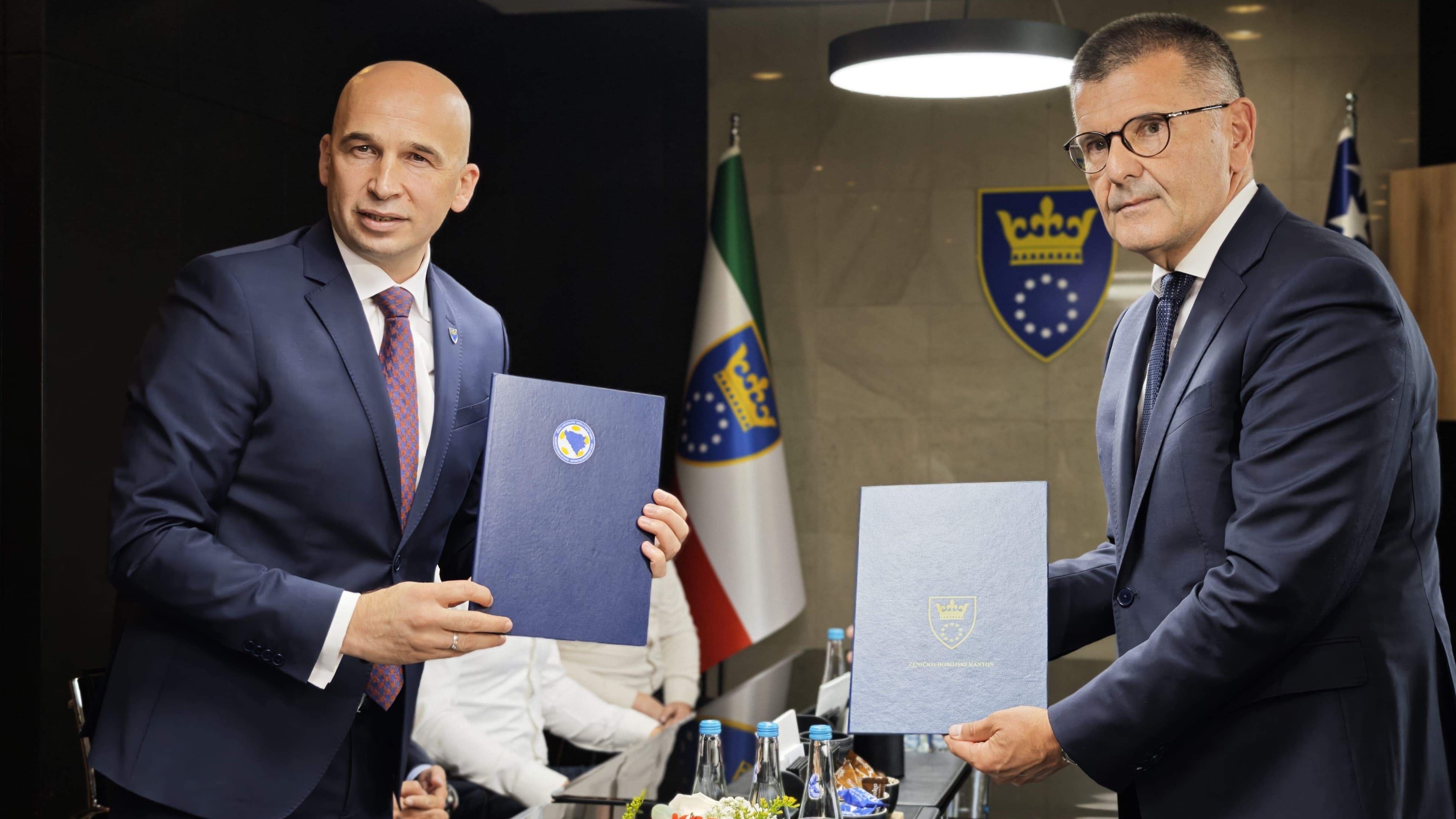 ZDK i N/FS BiH potpisali sporazum o zajedničkom finansiranju idejnog projekta Nacionalnog stadiona u Zenici
