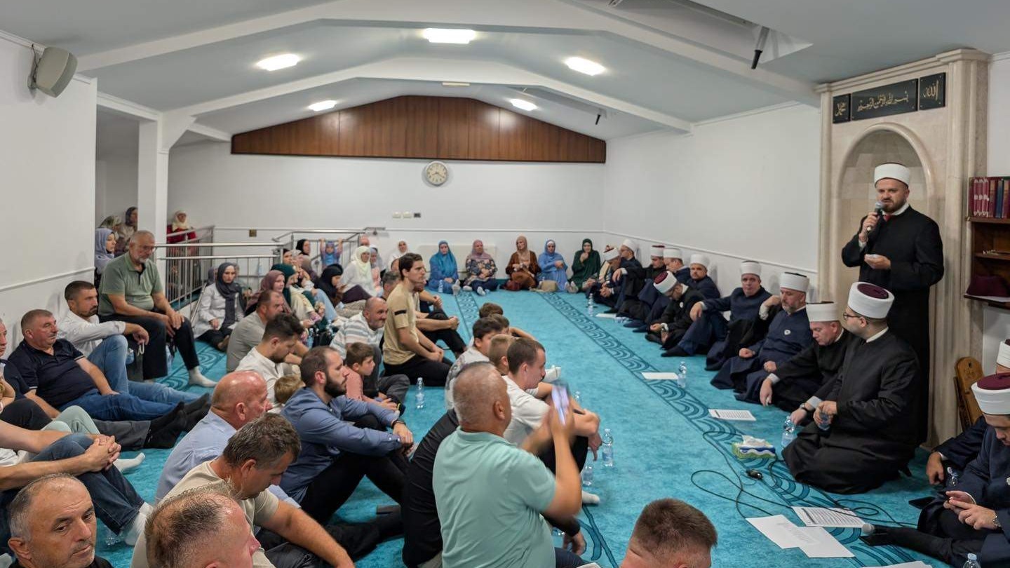 Mevlud u džematu Koper okupio veliki broj džematlija
