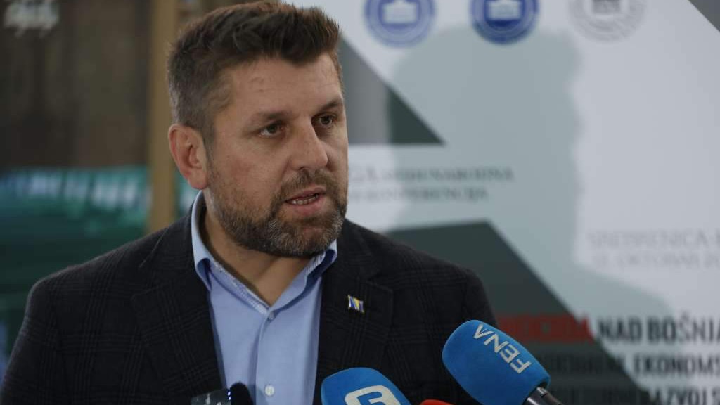 Duraković: Ne postoji pravni osnov da Dodik prenese ovlasti na Pranjića