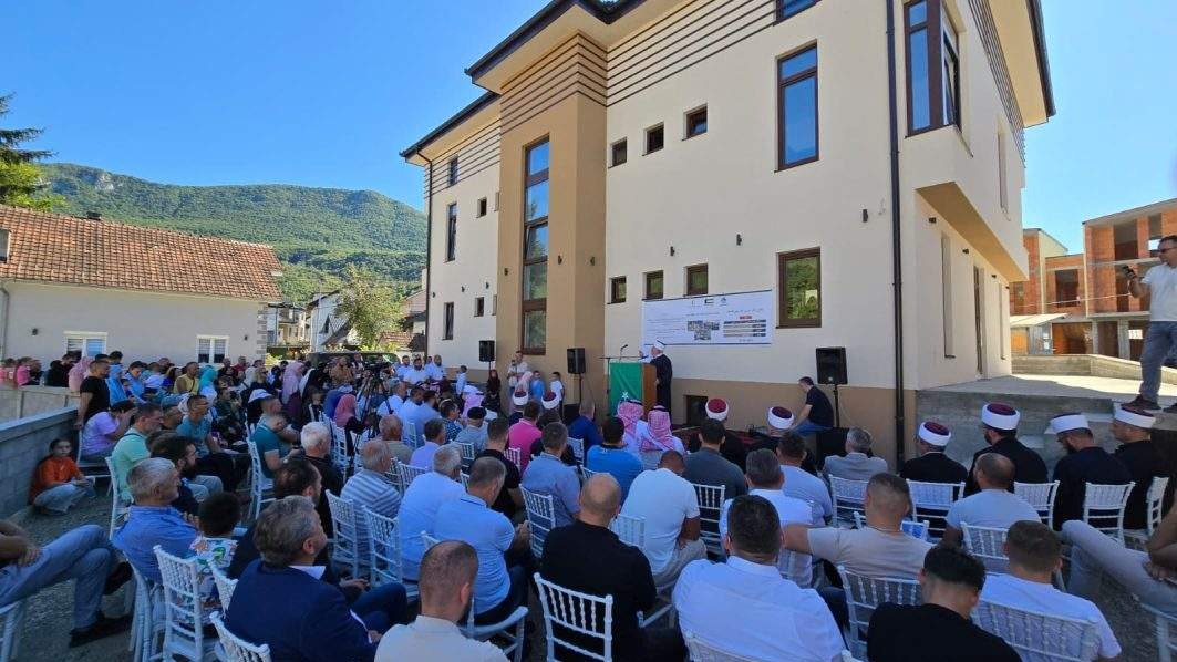 Otvoren Islamski centar u Brodarevu
