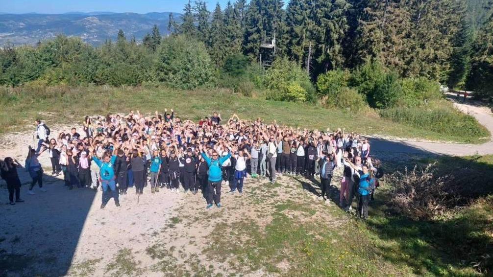 Počela „Škola planinarstva“, 4.067 učenika sedmih razreda na stazama Bjelašnice, Igmana i Trebevića