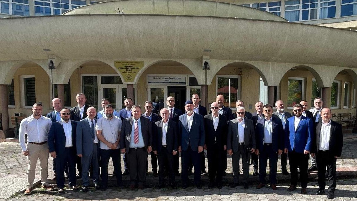 Muftija i glavni imami s područja Muftijstva travničkog u posjeti Muftijstvu bihaćkom