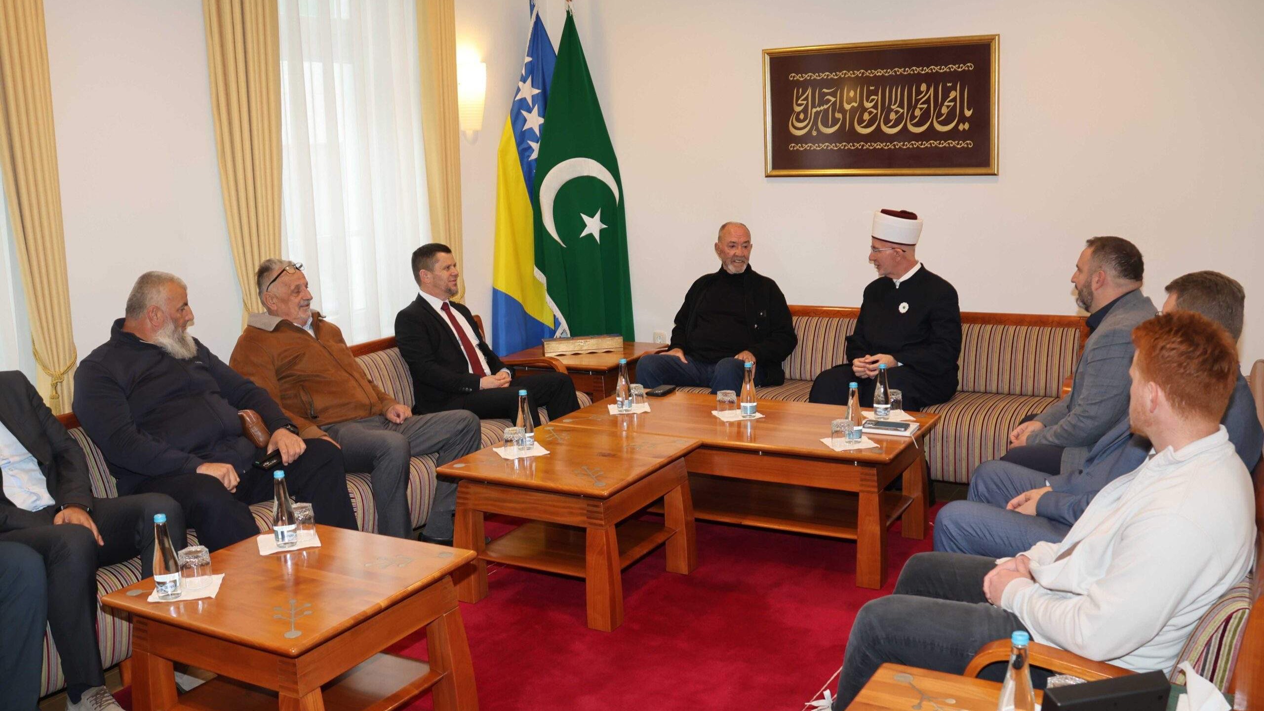 Muftija Fazlović primio vakifa hadžiju Esada Alagića: Uskoro počinju radovi na obnovi Jalske džamije u Tuzli 