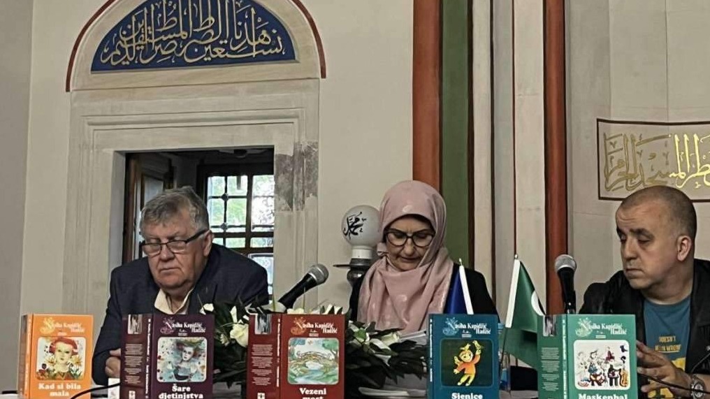 Nasiha Kapidžić Hadžić u sjećanju sugrađana: "Poezija mog djetinjstva" u Ferhadija džamiji