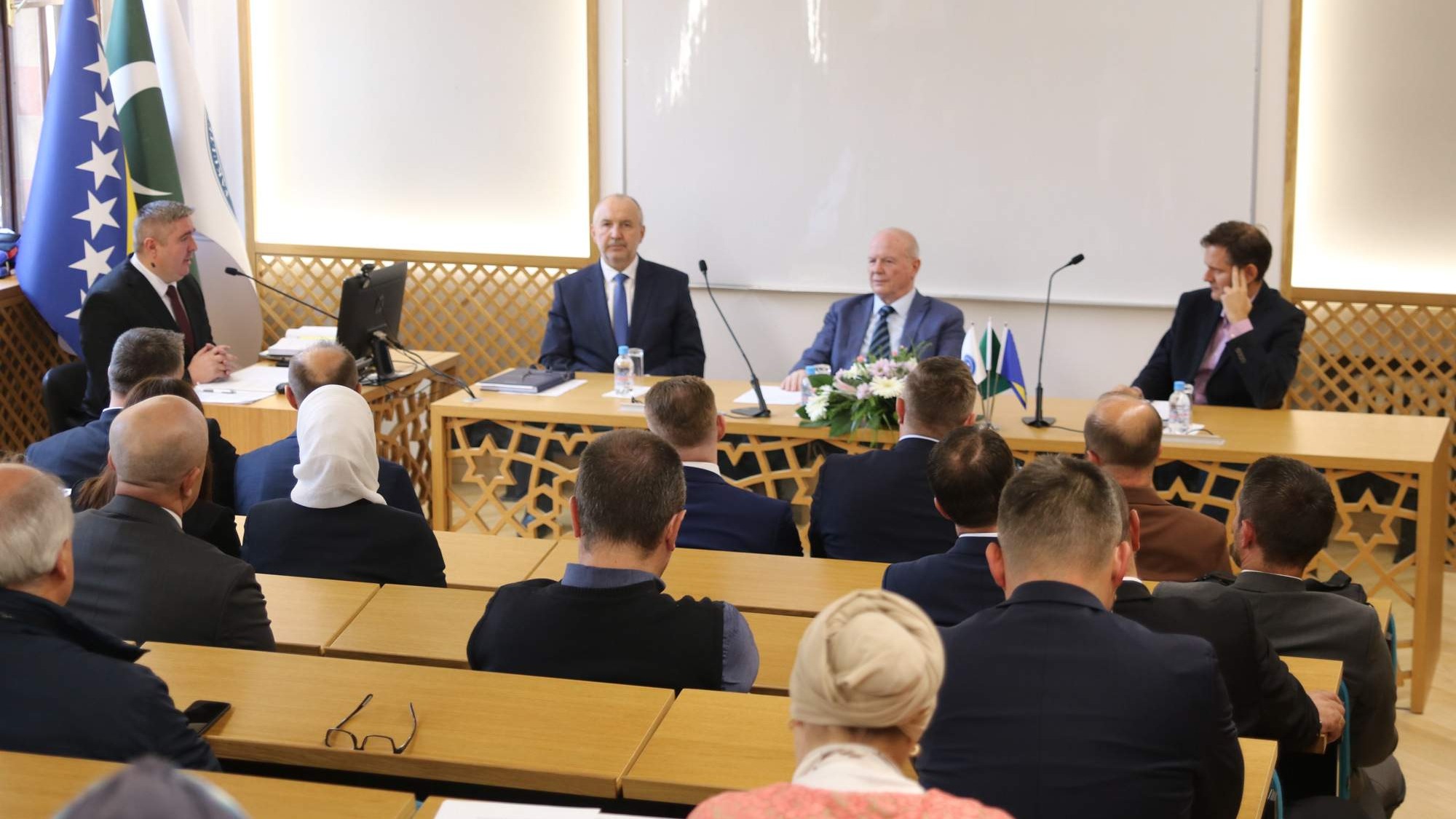 Sead Karišik uspješno odbranio magistarski rad na Fakultetu islamskih nauka u Sarajevu