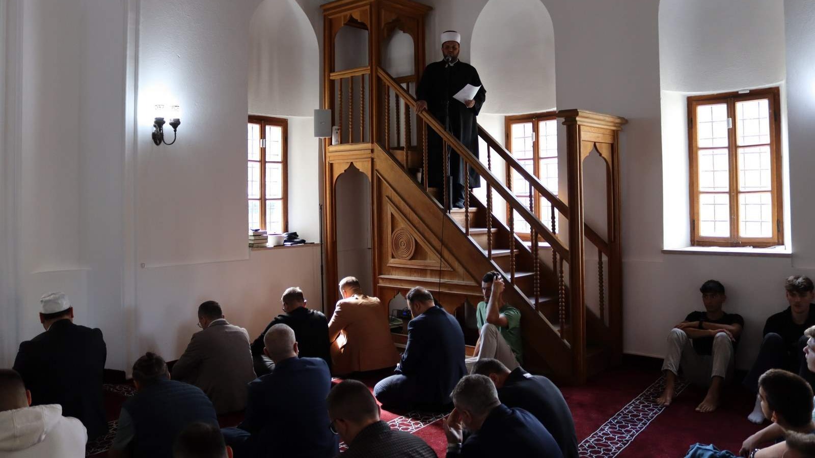 U Sultan Selimovom mesdžidu poklonjena hatma dova pred dušu vakifa u povodu 555. godišnjice njegovog rođenja
