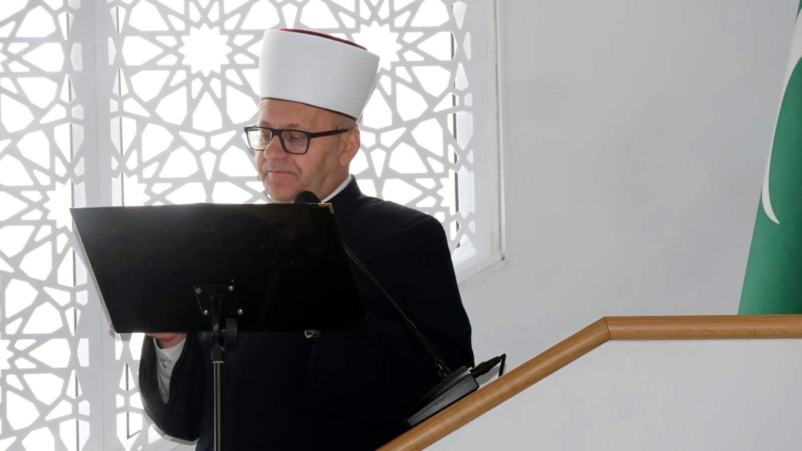 Hutba muftije mostarskog dr. Salem-ef. Dedovića: Naše čvrsto opredjeljenje je da gradimo život na svojoj rodnoj grudi