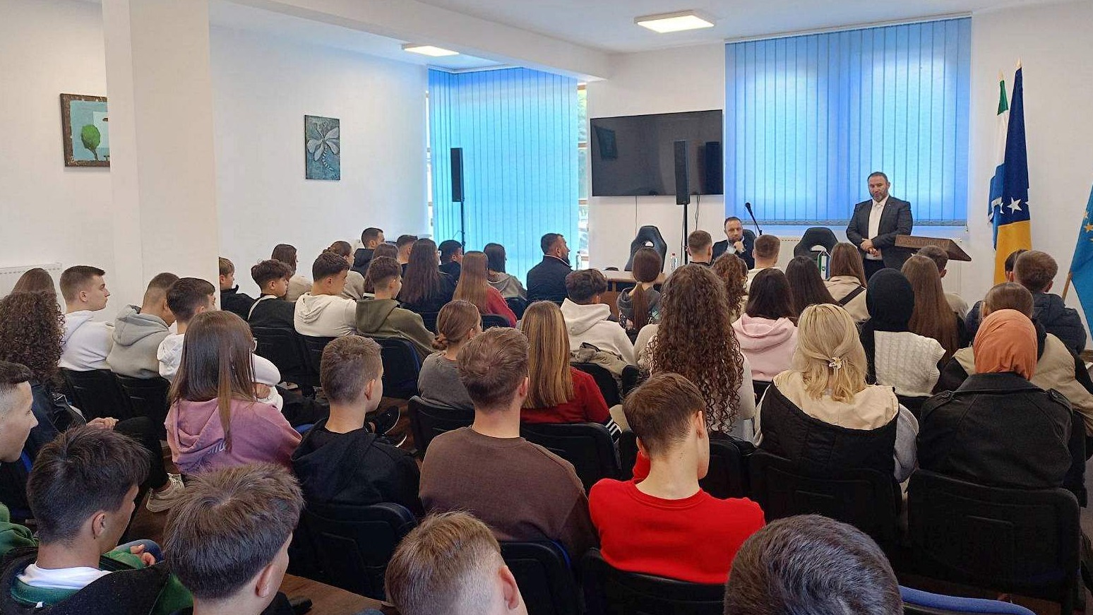 Teočak: Više od 70 mladih na trećem predavanju Kursa islama Mreže mladih Muftijstva tuzlanskog 