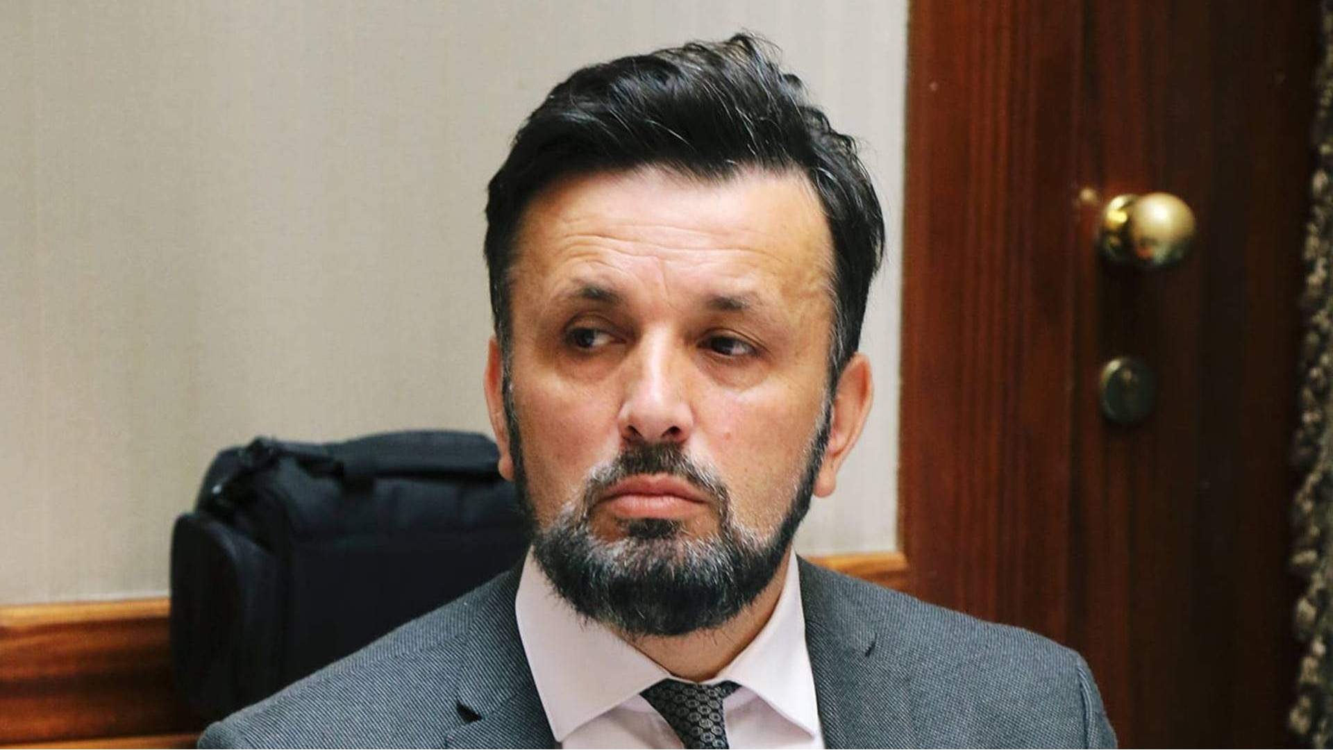 Kad neznanje postane sistem, a etika luksuz