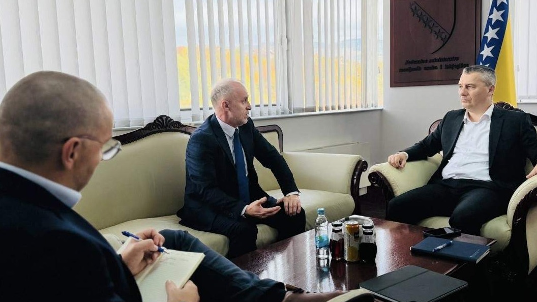 Muftija Kudić sa ministrom Dizdarom: U fokusu sastanka izgradnja Memorijalnog centra Kamičani