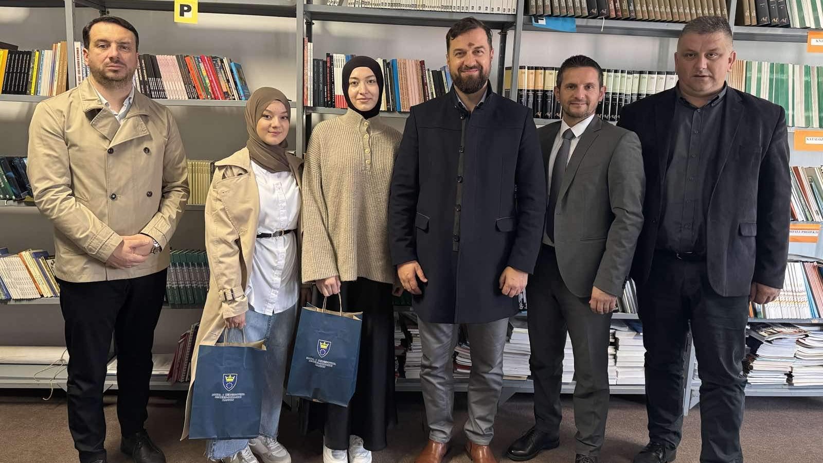 Učenice Medrese “Osman-ef. Redžović” na prijemu kod ministra Mušije