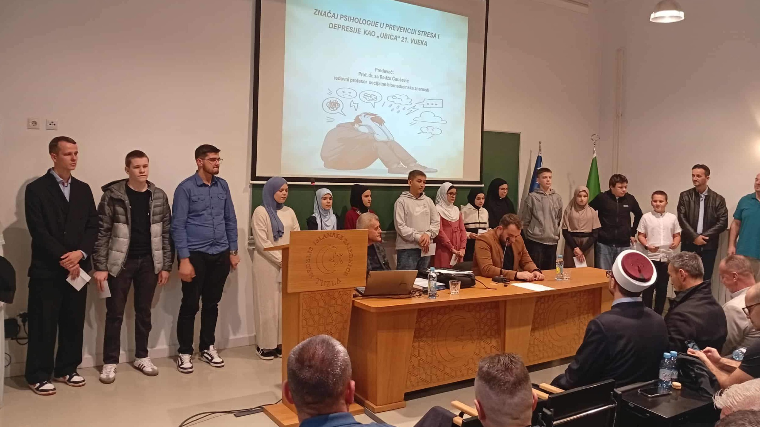 Tuzla: Održano predavanje i dodijeljene stipendije u znak poštovanja prema prof. dr. Almiru Šestanu