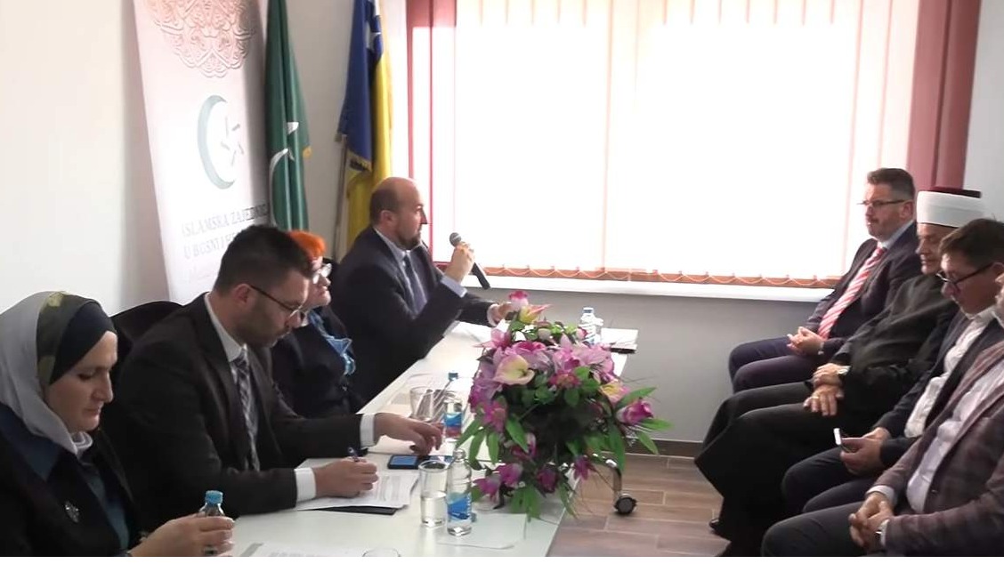 Kotor-Varoš: Održan okrugli sto povodom 33. godišnjice zločina u Grabovici