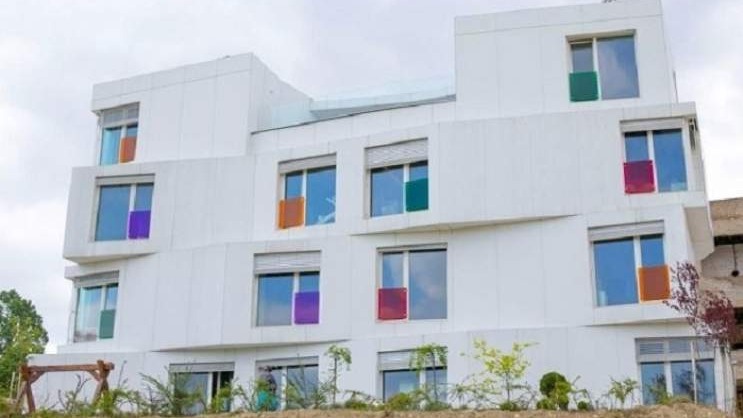 Stazama dobrotvora: Roditeljske kuće kao lanac podrške