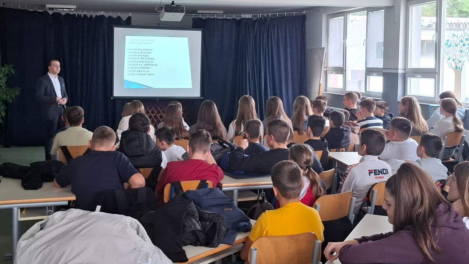 Prezentacije mekteba u osnovnim školama na području Gračanice 