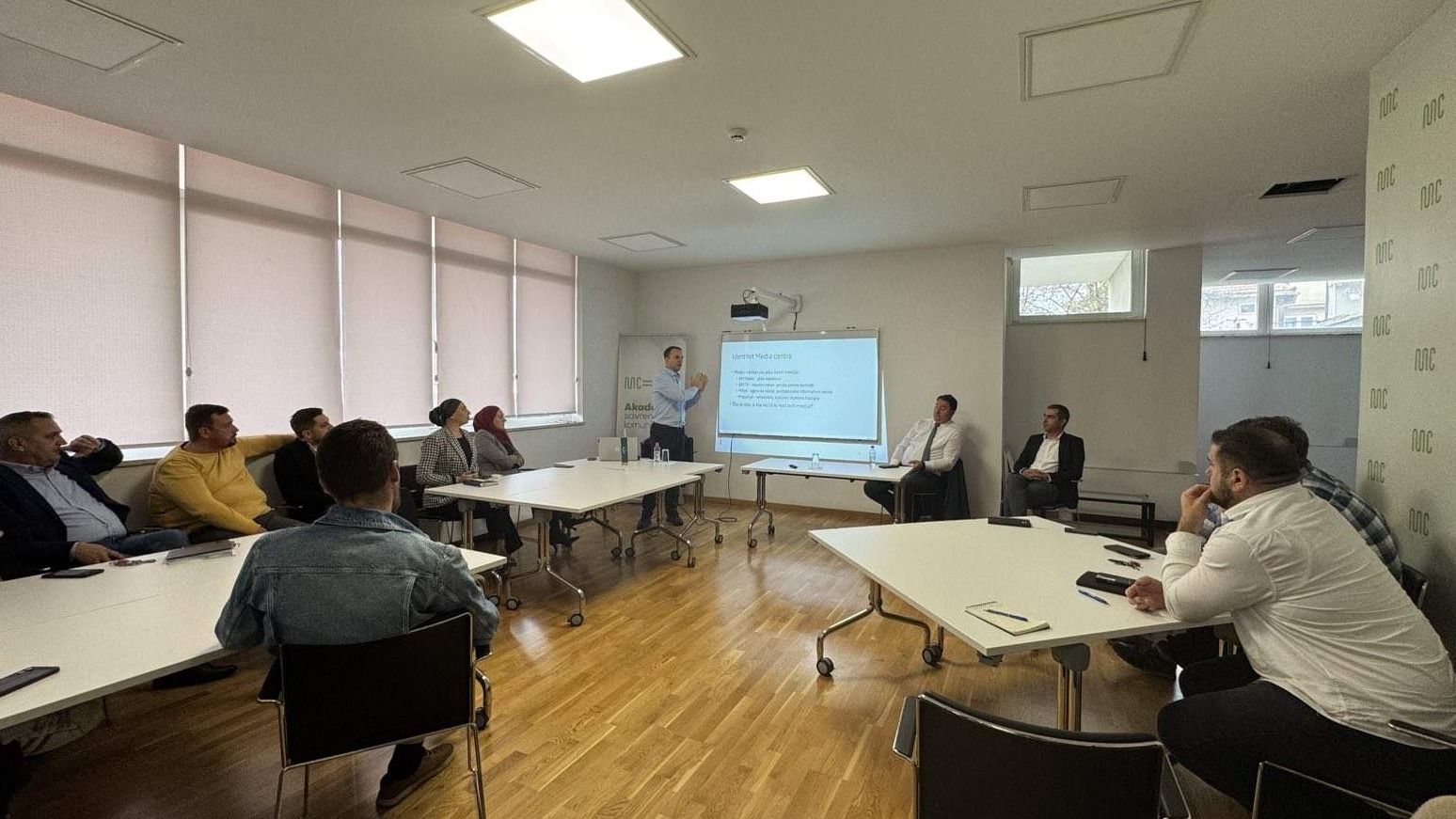 Akademija savremenog komuniciranja: Prof. dr. Almir Peštek održao predavanje o brendiranju