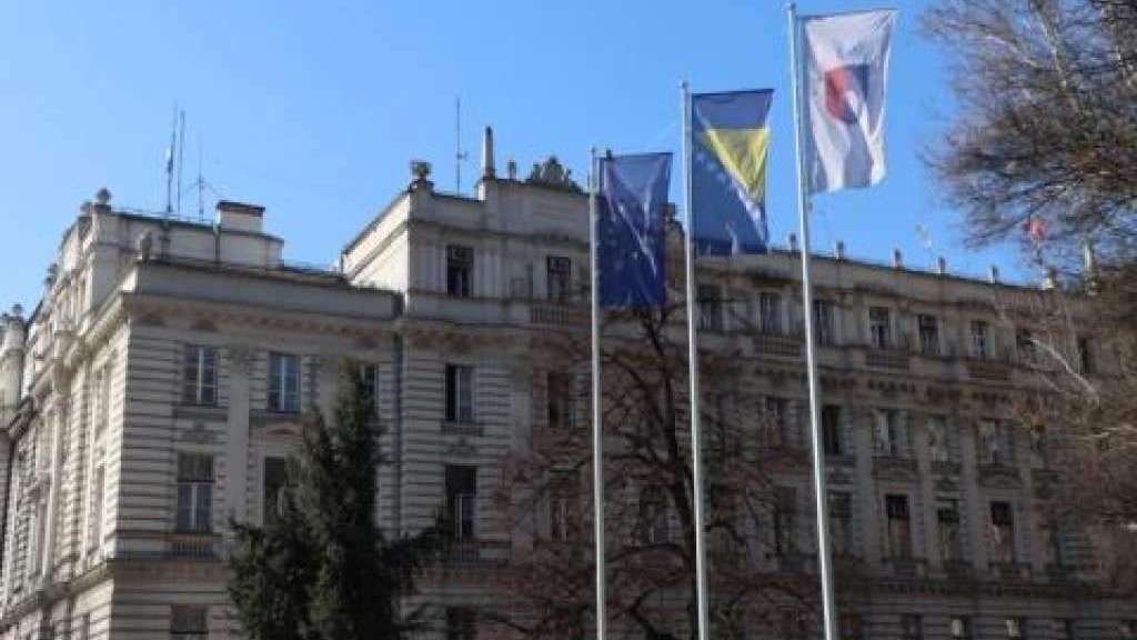 Ministarstvo zdravstva KS - Na raspolaganju resursi za pomoć povrijeđenima u požaru u Tuzli