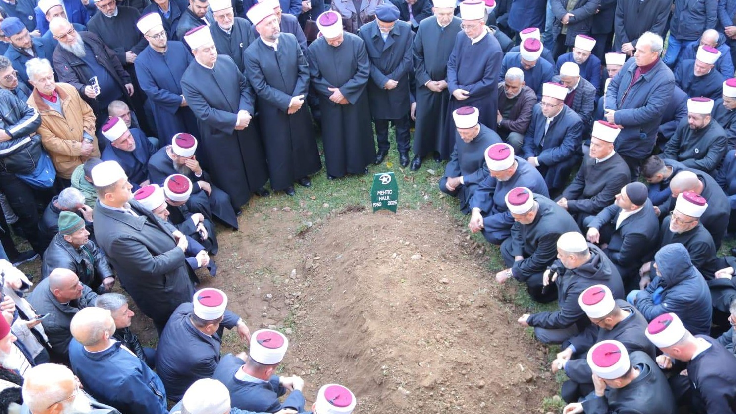 Klanjana dženaza hafizu dr. Halil-ef. Mehtiću – čovjeku koji je Kur’an naučio napamet u zatvoru