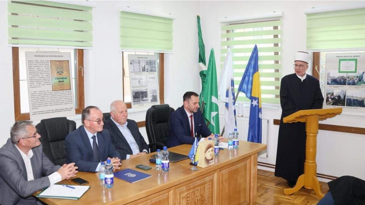 U Zvorniku održan kolokvij "Hifzija-ef. Suljkić – 100 godina od rođenja"