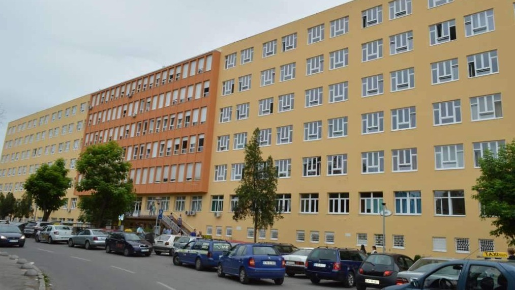 UKC Tuzla: Na hospitalizaciji 12 pacijenata povrijeđenih u požaru u Domu penzionera