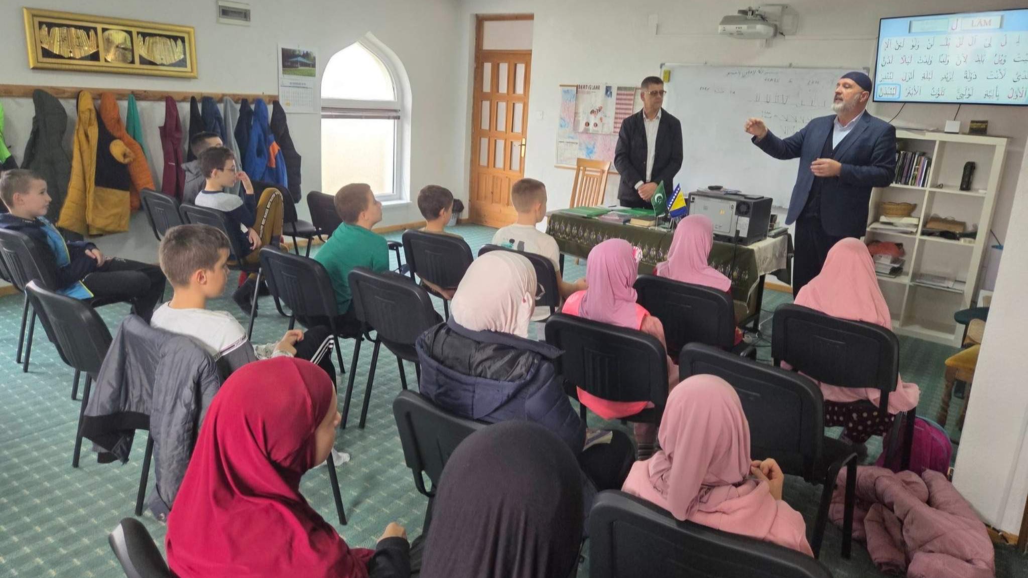 Muftija travnički dr. Ahmed-ef. Adilović posjetio mektebe na području MIZ Bugojno